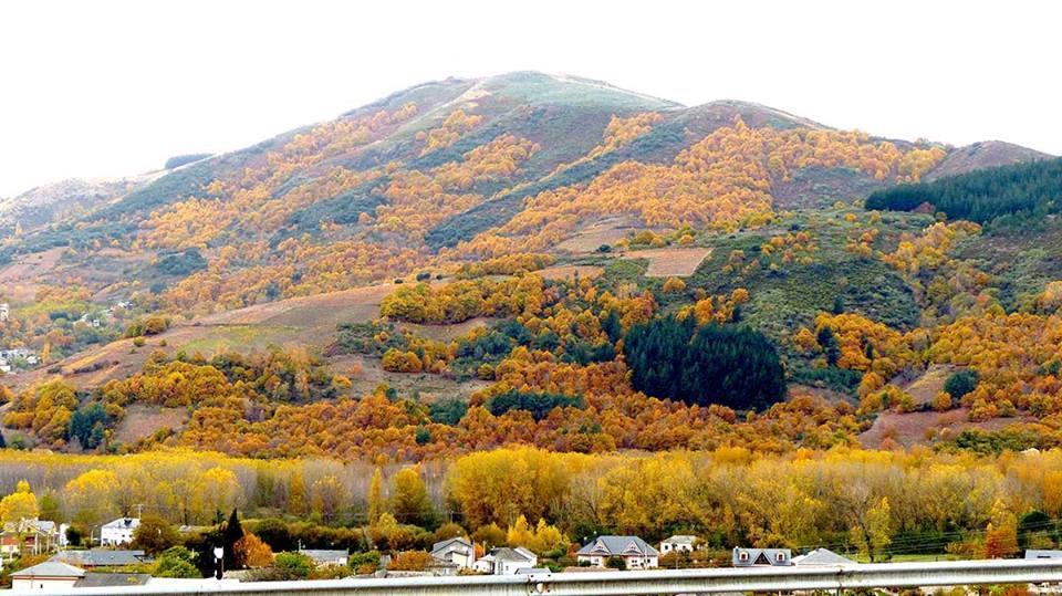 Apartamentos El Camino Villafranca Del Bierzo Ngoại thất bức ảnh